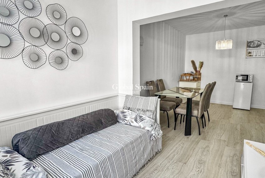 Wiederverkauf - WOHNUNG -
TORREVIEJA - LOS BALCONES - LOS ALTOS