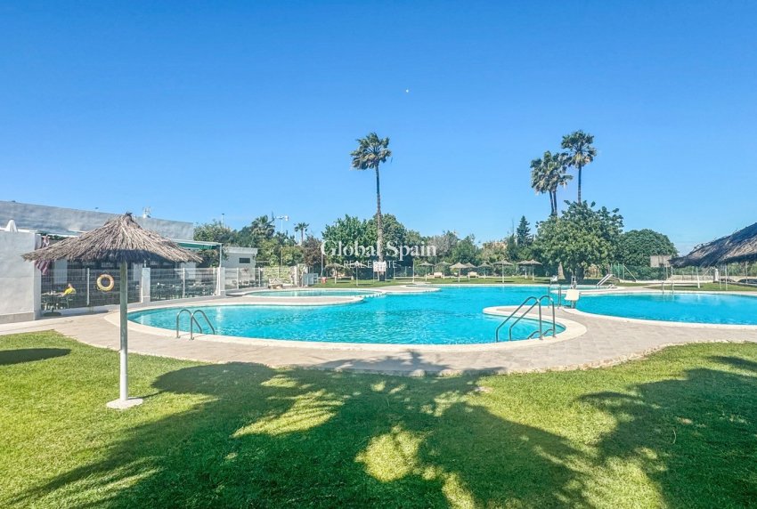 Wiederverkauf - WOHNUNG -
TORREVIEJA - LOS BALCONES - LOS ALTOS