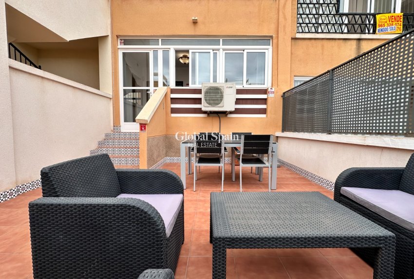 Wiederverkauf - WOHNUNG -
TORREVIEJA - LOS BALCONES - LOS ALTOS