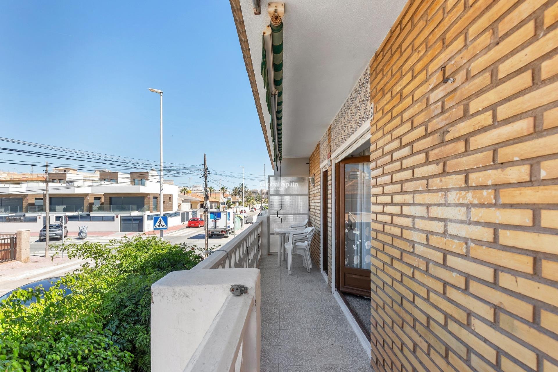 Wiederverkauf - WOHNUNG -
TORREVIEJA - Los Europeos