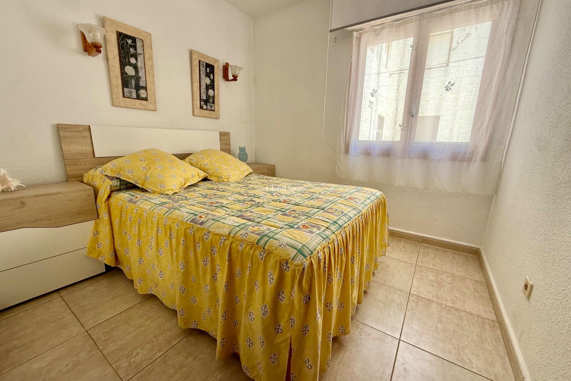 Wiederverkauf - WOHNUNG -
TORREVIEJA - Los Europeos