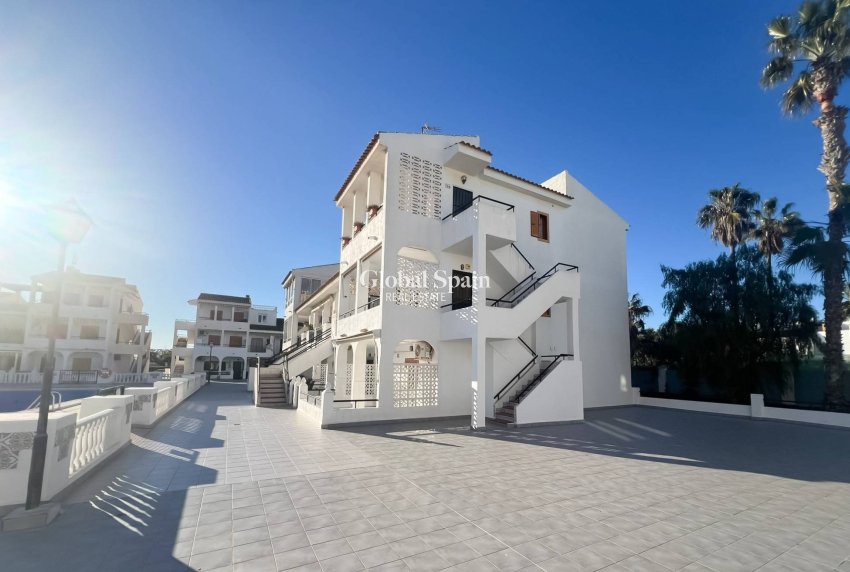 Wiederverkauf - WOHNUNG -
TORREVIEJA - Los Frutales