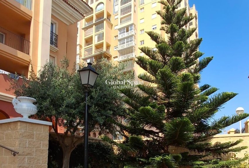 Wiederverkauf - WOHNUNG -
TORREVIEJA - Los Frutales