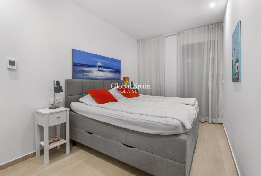 Wiederverkauf - WOHNUNG -
TORREVIEJA - Los Frutales