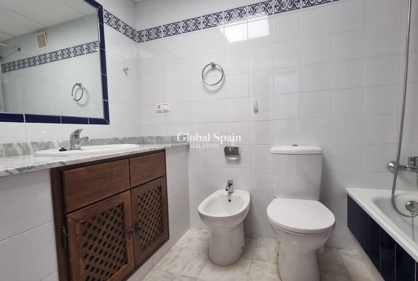 Wiederverkauf - WOHNUNG -
TORREVIEJA - Los Frutales