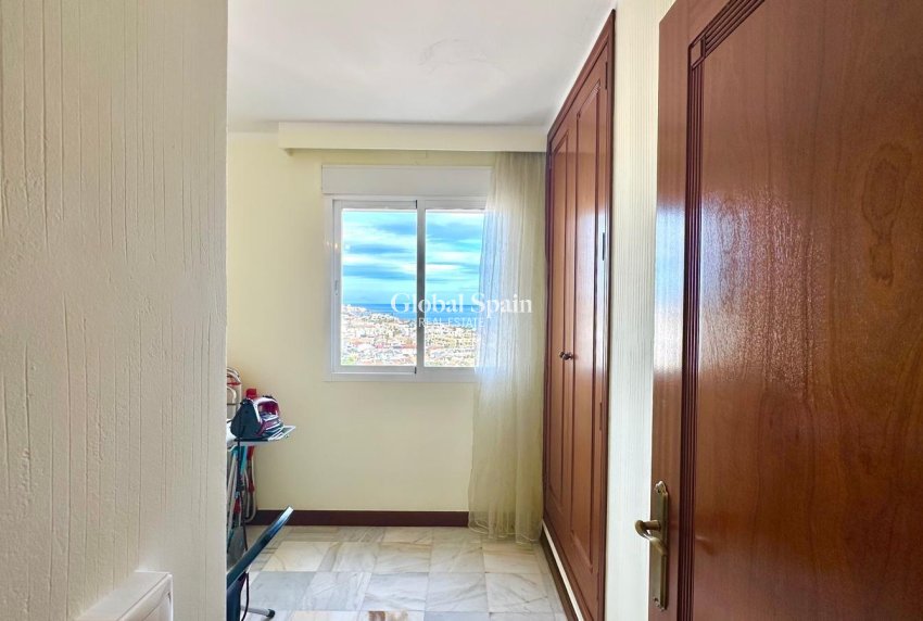 Wiederverkauf - WOHNUNG -
TORREVIEJA - Los Frutales