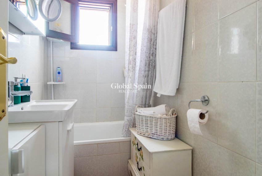 Wiederverkauf - WOHNUNG -
TORREVIEJA - Los Frutales