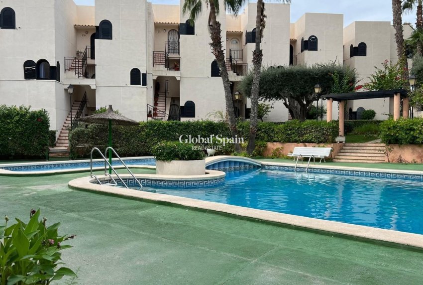 Wiederverkauf - WOHNUNG -
TORREVIEJA - Miramar - Torre Del Moro