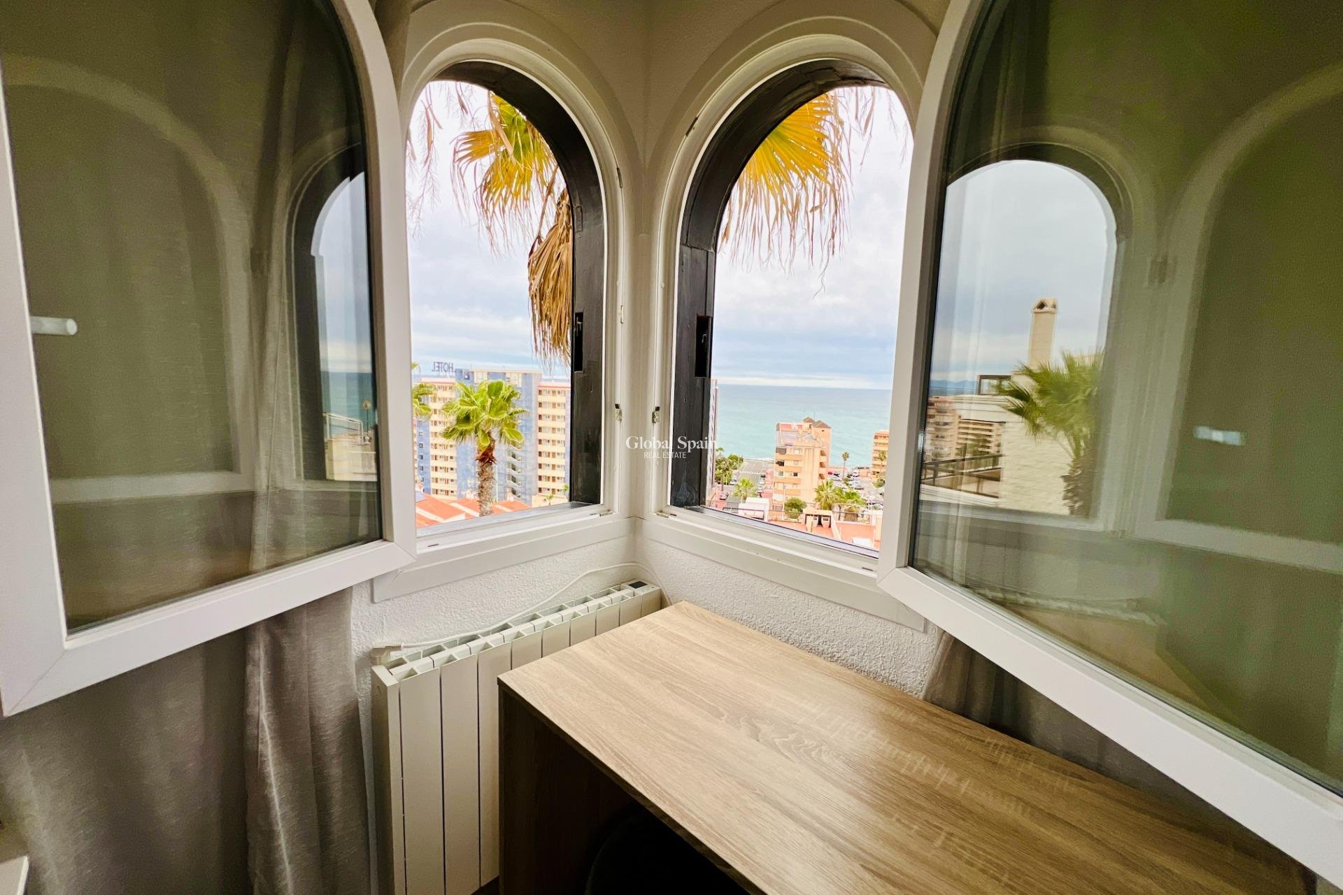 Wiederverkauf - WOHNUNG -
TORREVIEJA - Miramar - Torre Del Moro