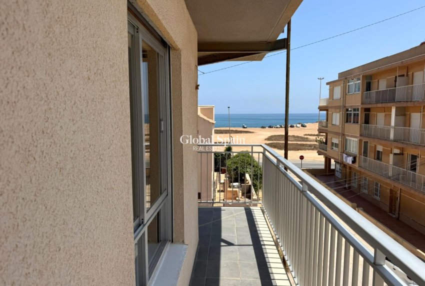 Wiederverkauf - WOHNUNG -
TORREVIEJA - Miramar - Torre Del Moro