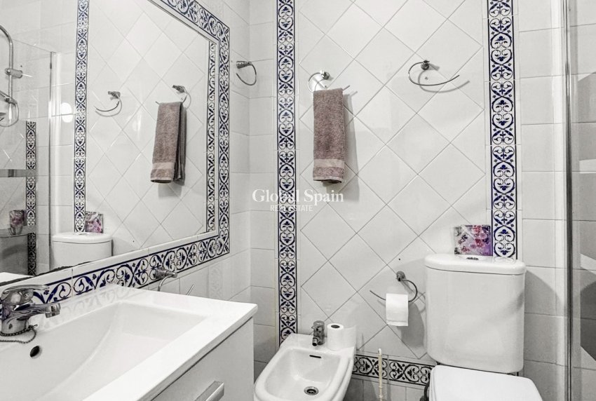 Wiederverkauf - WOHNUNG -
TORREVIEJA - Nueva Torrevieja - Aguas Nuevas
