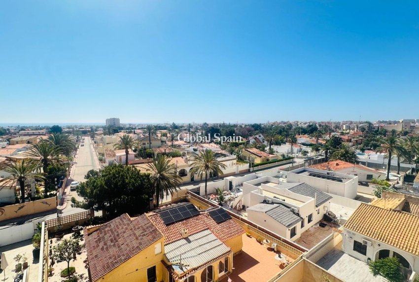 Wiederverkauf - WOHNUNG -
TORREVIEJA - Nueva Torrevieja