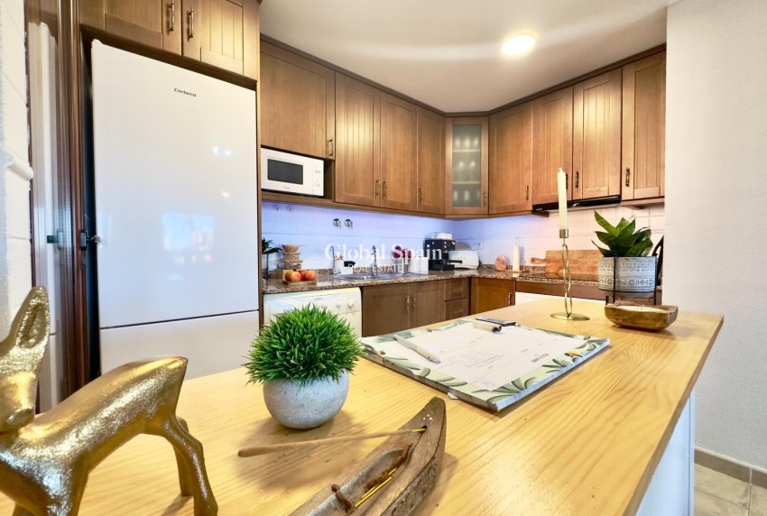 Wiederverkauf - WOHNUNG -
TORREVIEJA - Nueva Torrevieja