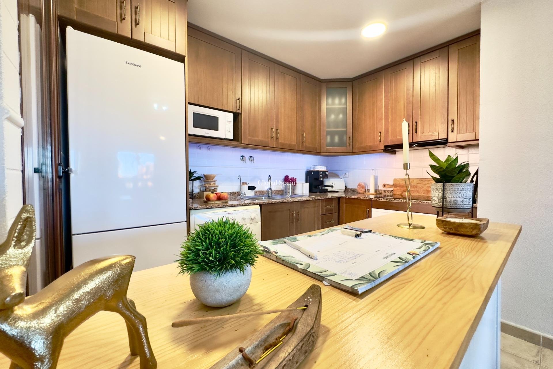 Wiederverkauf - WOHNUNG -
TORREVIEJA - Nueva Torrevieja