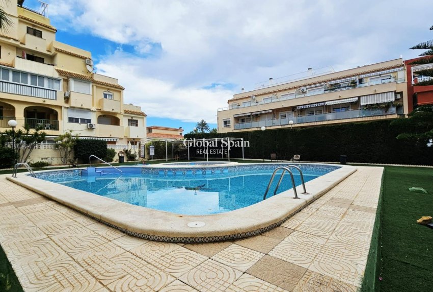 Wiederverkauf - WOHNUNG -
TORREVIEJA - Nueva Torrevieja