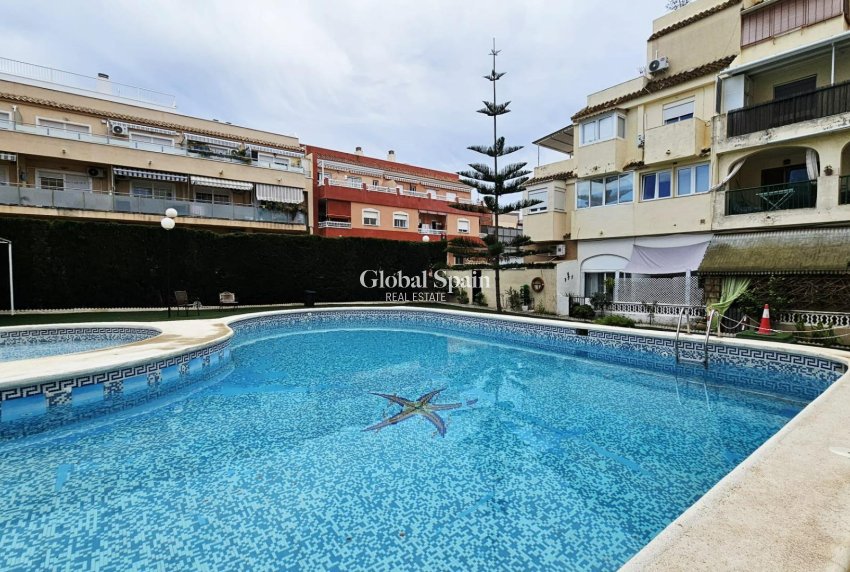 Wiederverkauf - WOHNUNG -
TORREVIEJA - Nueva Torrevieja