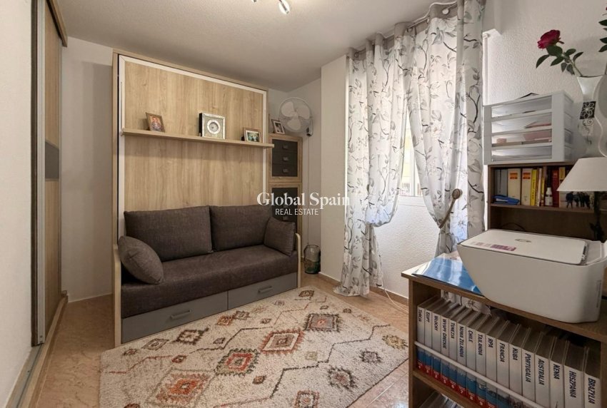 Wiederverkauf - WOHNUNG -
TORREVIEJA - Nueva Torrevieja