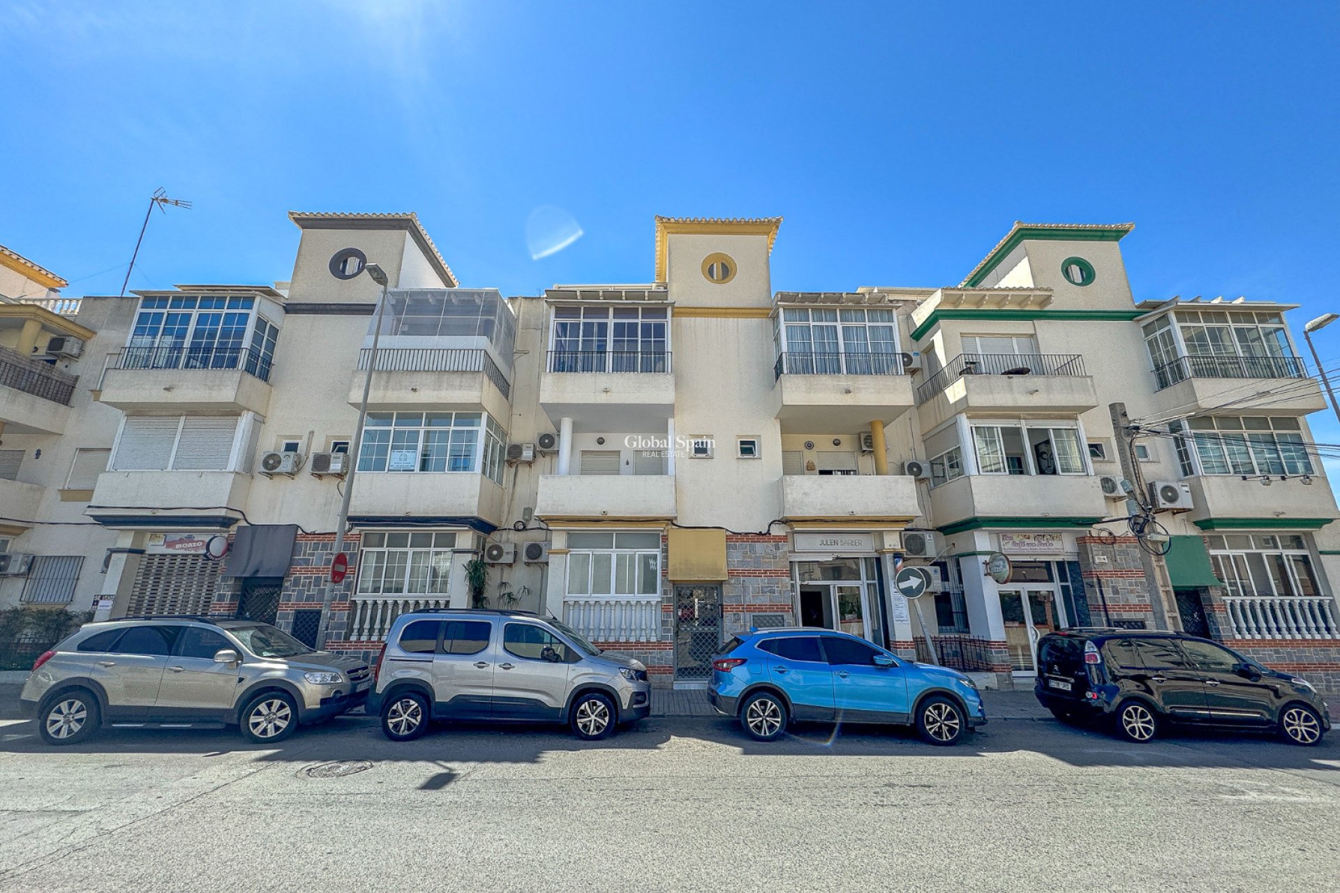 Wiederverkauf - WOHNUNG -
TORREVIEJA - Nueva Torrevieja