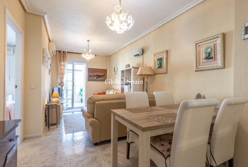 Wiederverkauf - WOHNUNG -
TORREVIEJA - Nueva Torrevieja