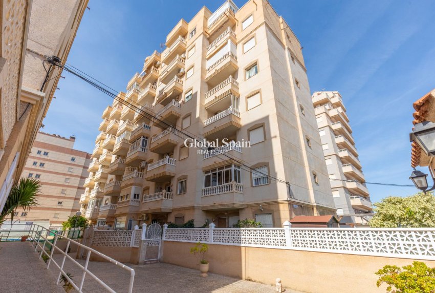 Wiederverkauf - WOHNUNG -
TORREVIEJA - Nueva Torrevieja