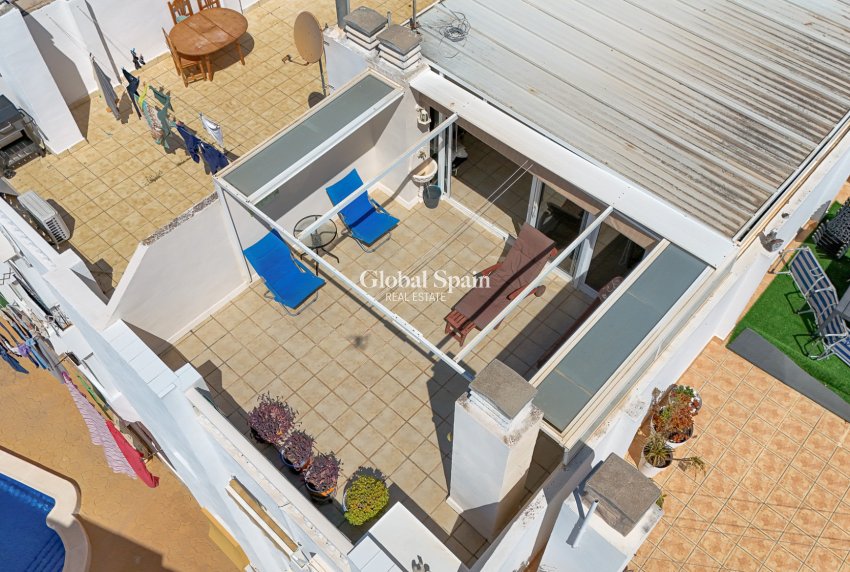 Wiederverkauf - WOHNUNG -
TORREVIEJA - Nueva Torrevieja