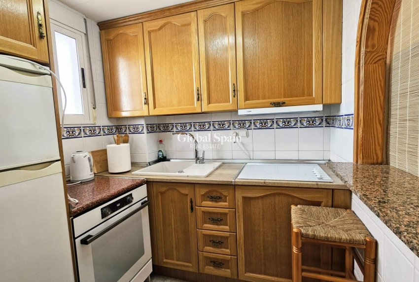 Wiederverkauf - WOHNUNG -
TORREVIEJA - Nueva Torrevieja