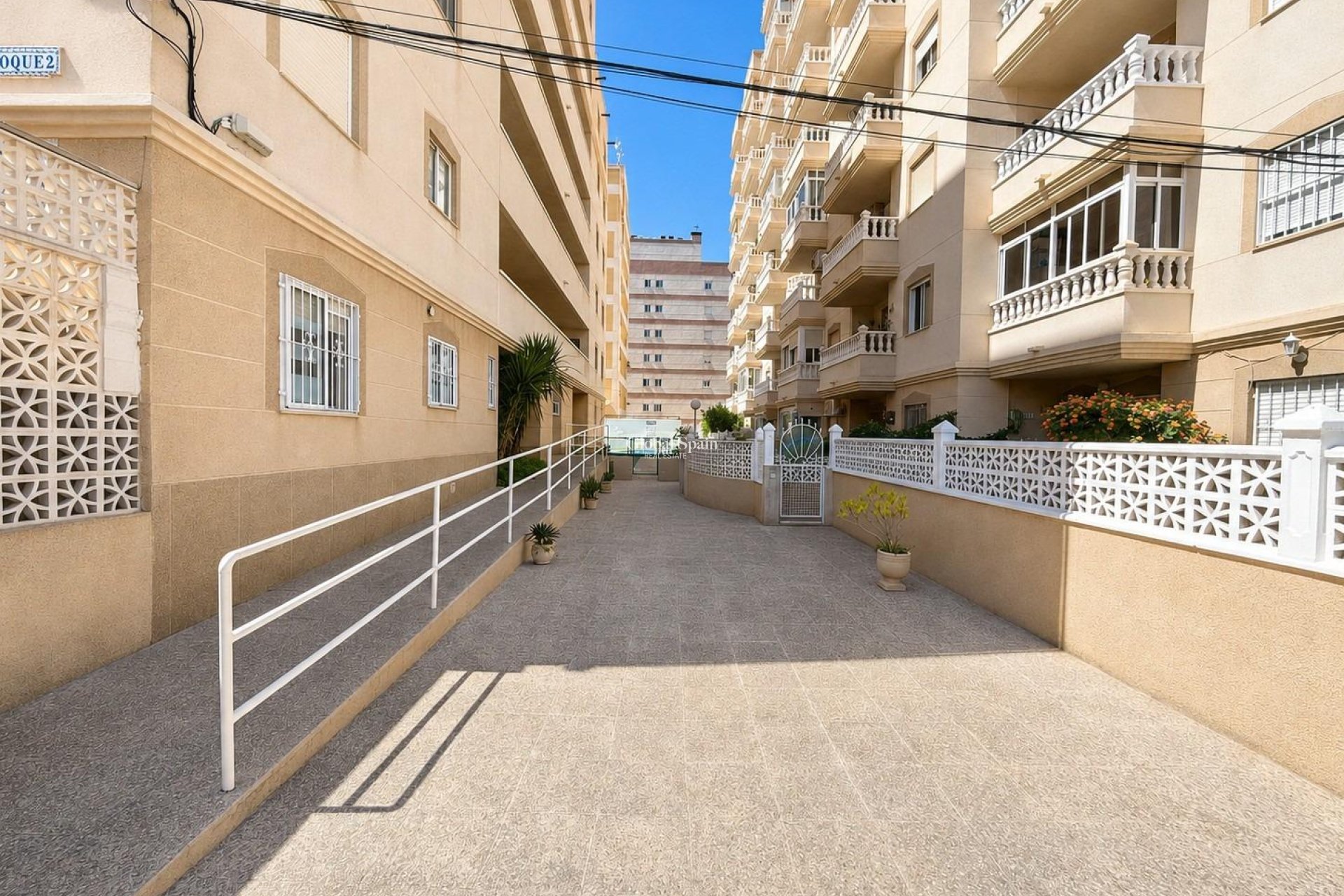 Wiederverkauf - WOHNUNG -
TORREVIEJA - Nueva Torrevieja
