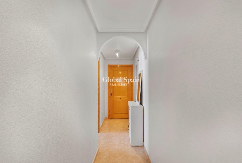 Wiederverkauf - WOHNUNG -
TORREVIEJA - Nueva Torrevieja
