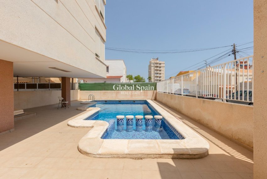 Wiederverkauf - WOHNUNG -
TORREVIEJA - Nueva Torrevieja