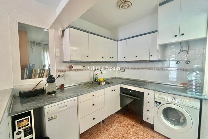 Wiederverkauf - WOHNUNG -
TORREVIEJA - Paraje Natural