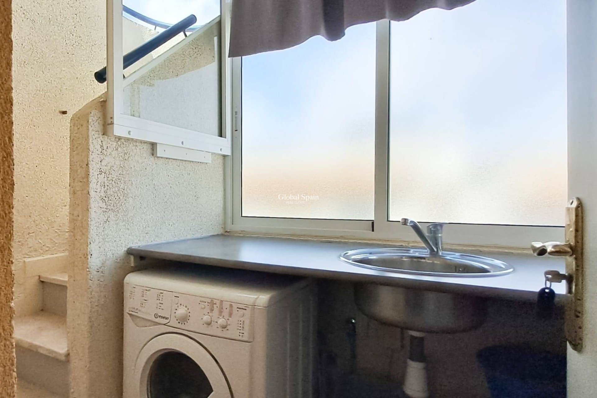 Wiederverkauf - WOHNUNG -
TORREVIEJA - Parque Acuático - Sector 25