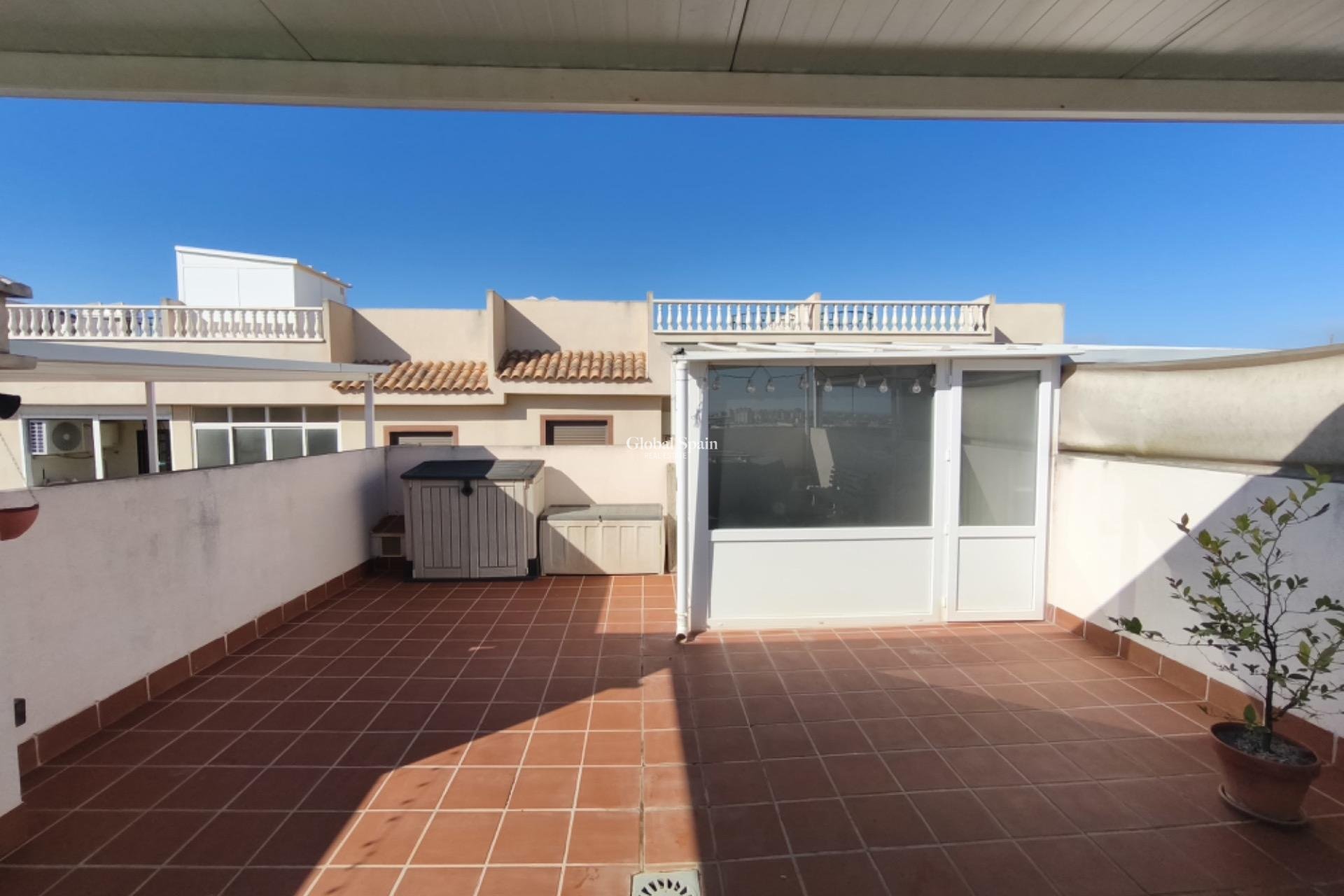 Wiederverkauf - WOHNUNG -
TORREVIEJA - Parque Acuático - Sector 25