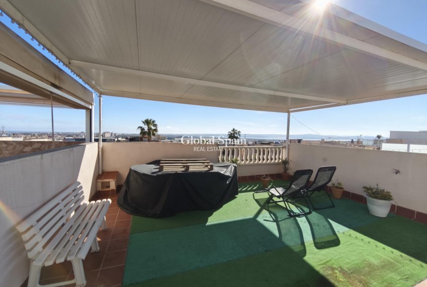 Wiederverkauf - WOHNUNG -
TORREVIEJA - Parque Acuático - Sector 25