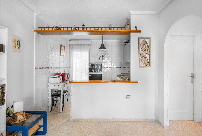 Wiederverkauf - WOHNUNG -
TORREVIEJA - Parque de las Naciones