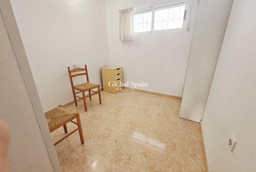 Wiederverkauf - WOHNUNG -
TORREVIEJA - Parque de las Naciones