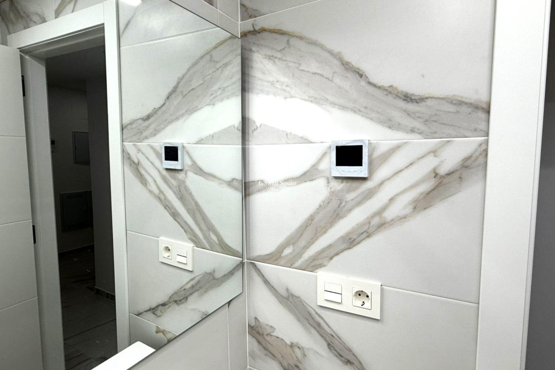 Wiederverkauf - WOHNUNG -
TORREVIEJA - Parque de las Naciones