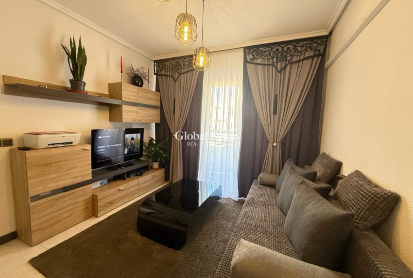 Wiederverkauf - WOHNUNG -
TORREVIEJA - Parque de las Naciones