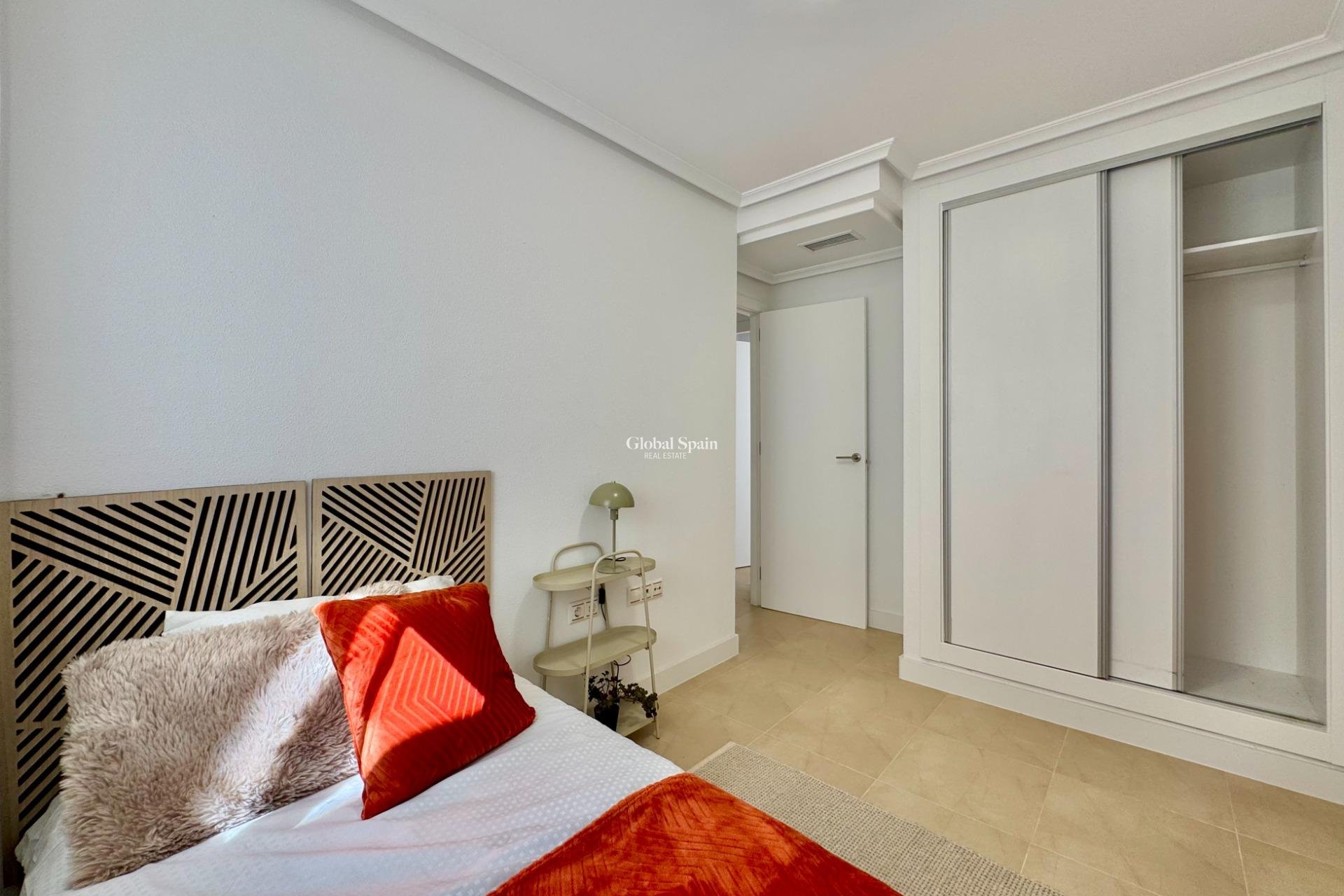 Wiederverkauf - WOHNUNG -
TORREVIEJA - Parque de las Naciones