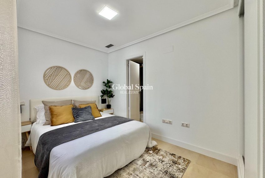 Wiederverkauf - WOHNUNG -
TORREVIEJA - Parque de las Naciones