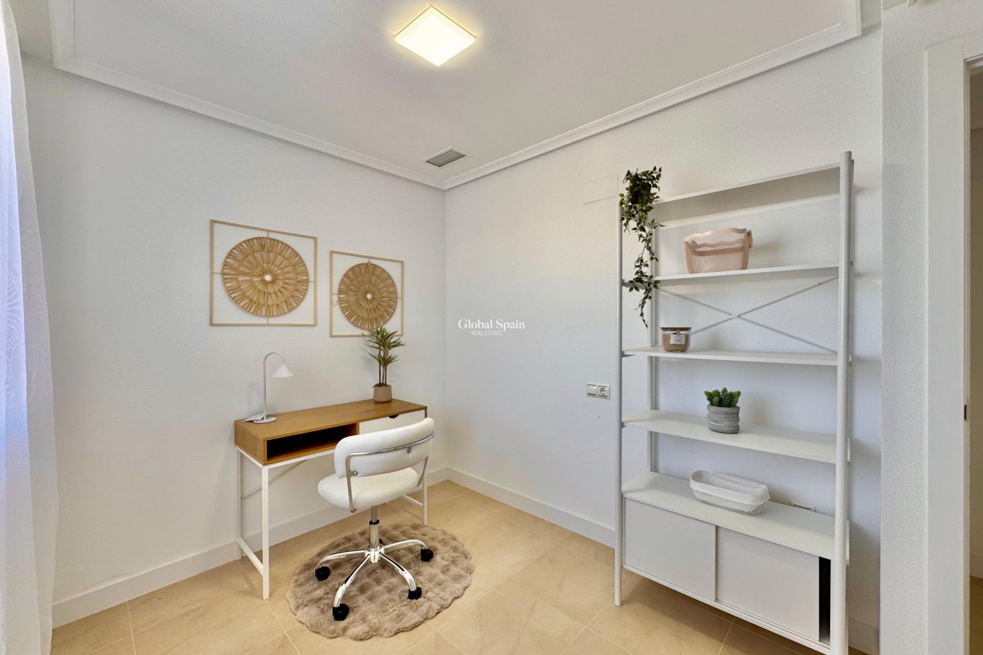 Wiederverkauf - WOHNUNG -
TORREVIEJA - Parque de las Naciones