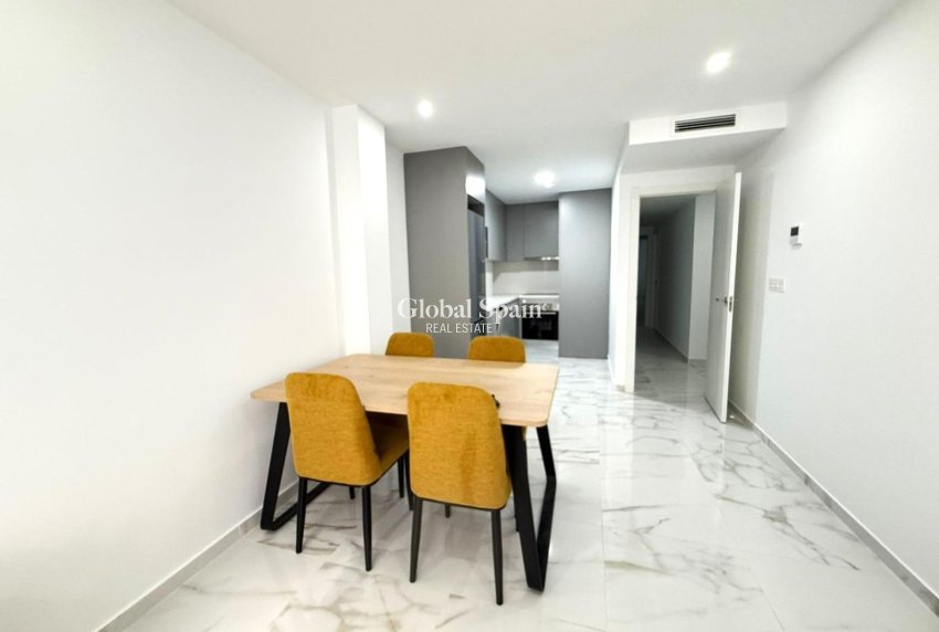 Wiederverkauf - WOHNUNG -
TORREVIEJA - Parque de las Naciones