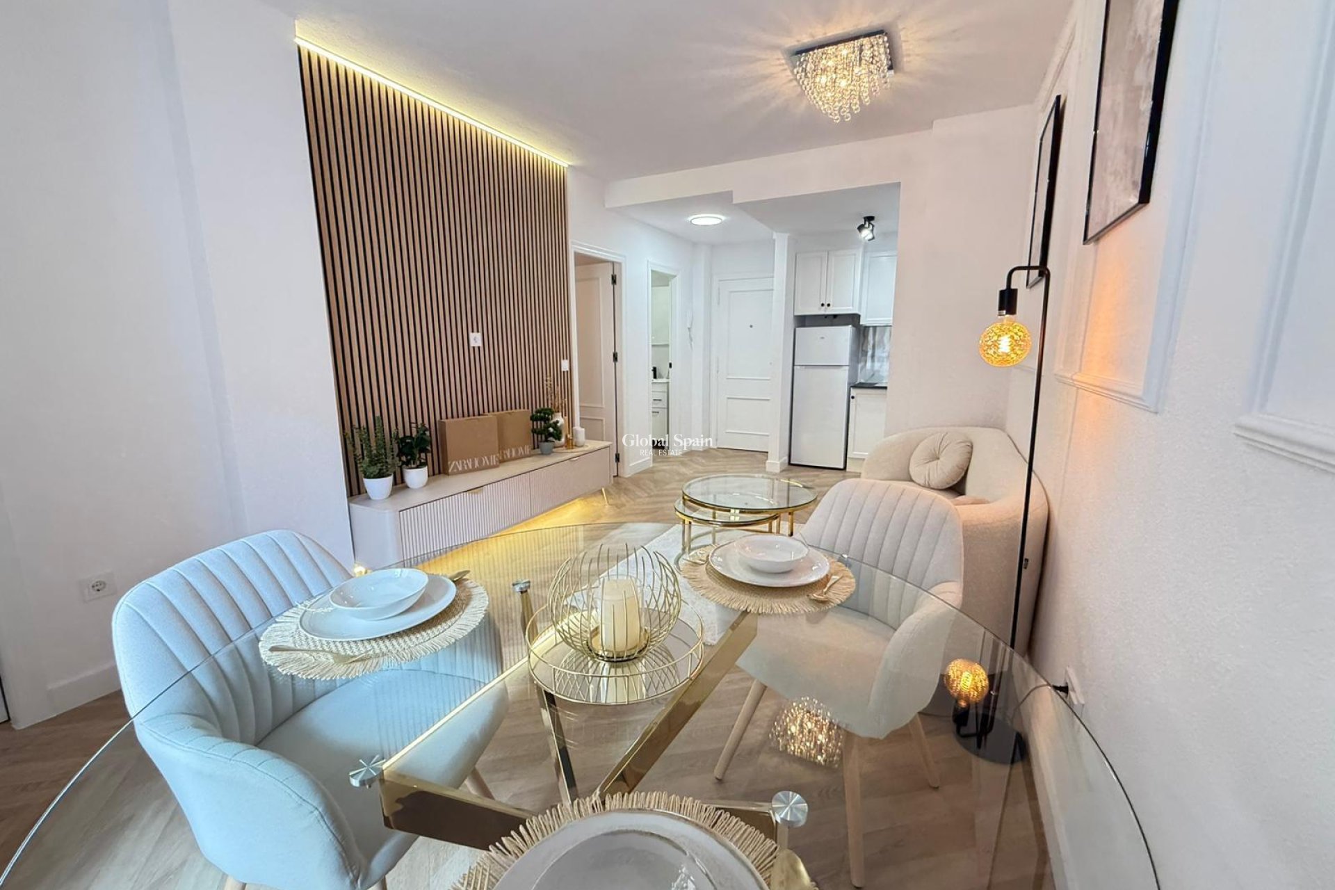 Wiederverkauf - WOHNUNG -
TORREVIEJA - Parque de las Naciones