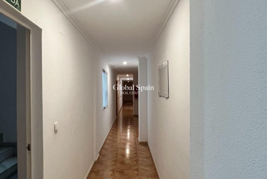 Wiederverkauf - WOHNUNG -
TORREVIEJA - Parque de las Naciones