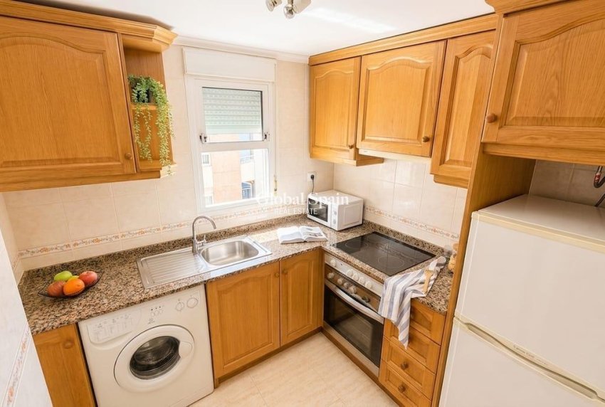 Wiederverkauf - WOHNUNG -
TORREVIEJA - Parque de las Naciones