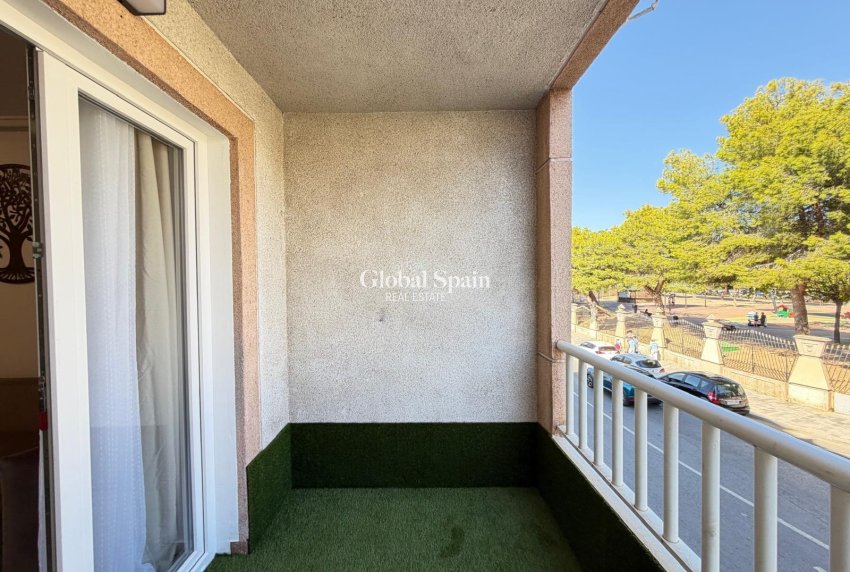 Wiederverkauf - WOHNUNG -
TORREVIEJA - Parque de las Naciones