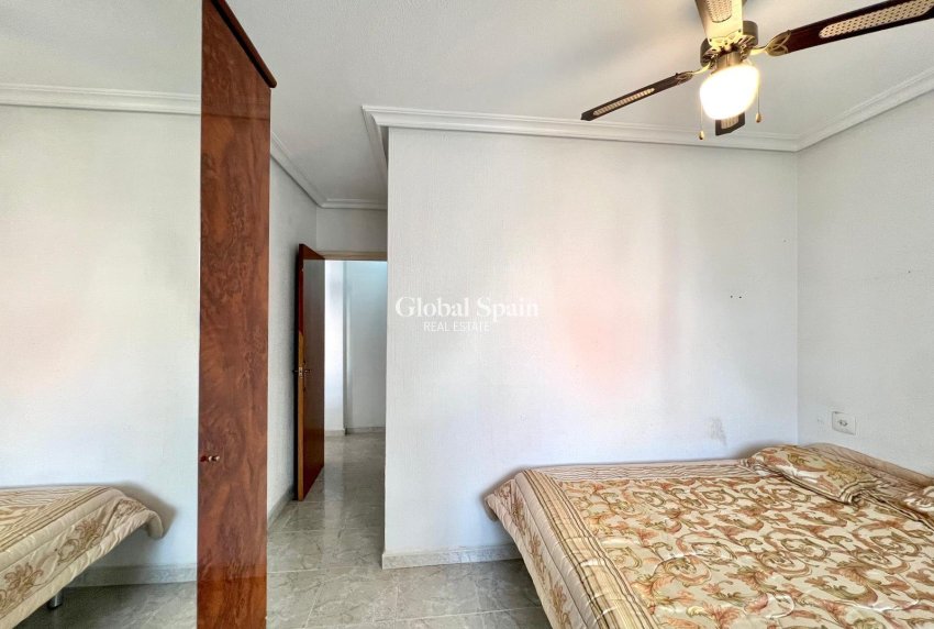 Wiederverkauf - WOHNUNG -
TORREVIEJA - Paseo maritimo