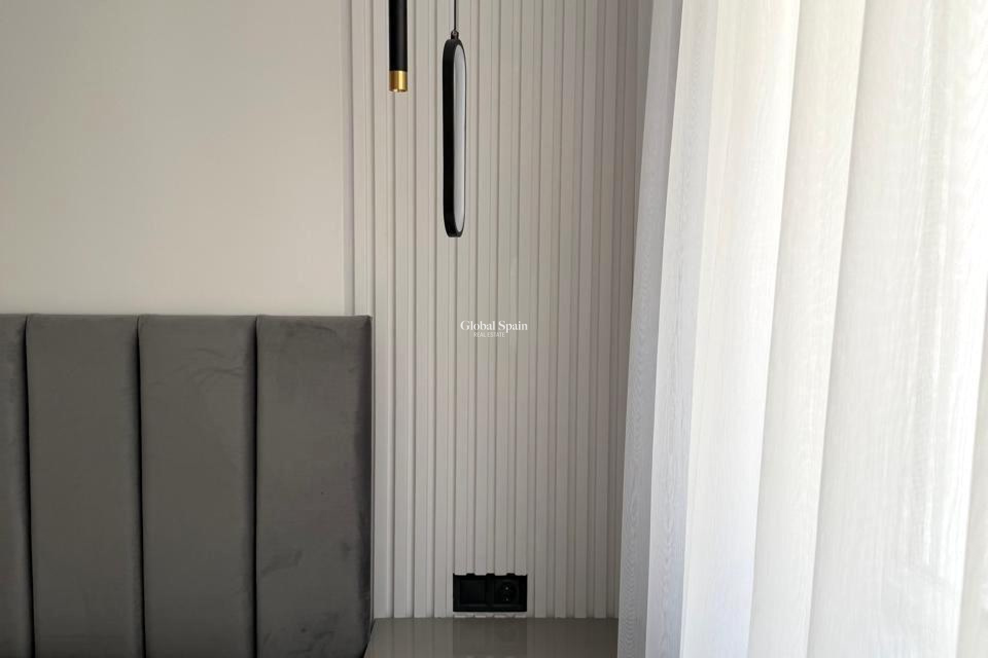 Wiederverkauf - WOHNUNG -
TORREVIEJA - Paseo maritimo