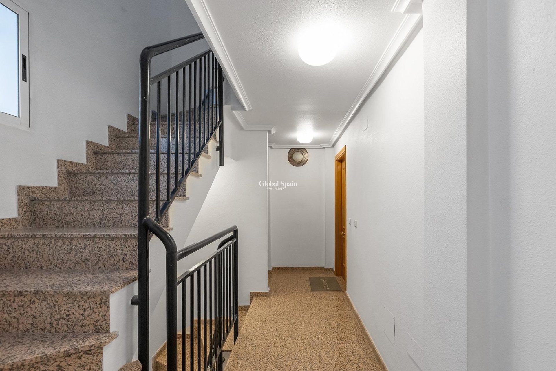 Wiederverkauf - WOHNUNG -
TORREVIEJA - Paseo maritimo