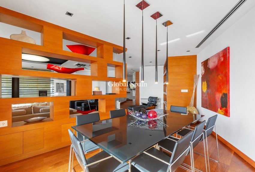 Wiederverkauf - WOHNUNG -
TORREVIEJA - Paseo maritimo