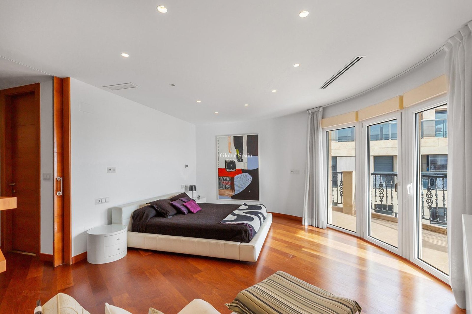 Wiederverkauf - WOHNUNG -
TORREVIEJA - Paseo maritimo